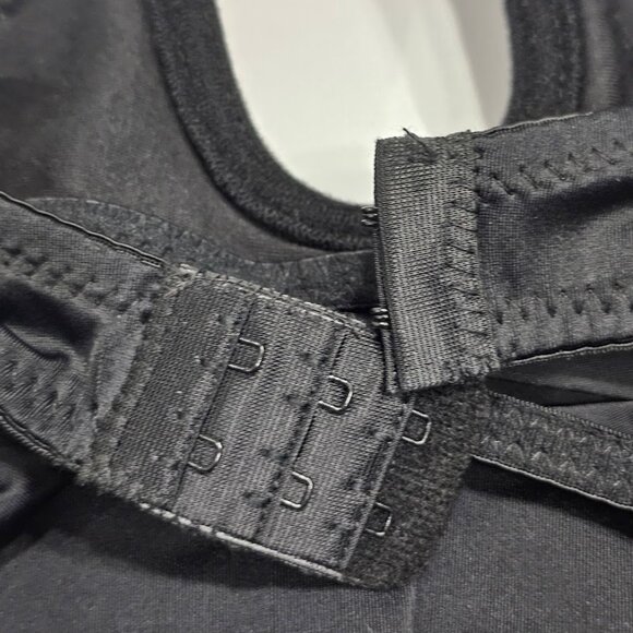 BCBGMAXAZRIA Plunge Push Up Shaping Convertible Bodysuit - Picture 14 of 16